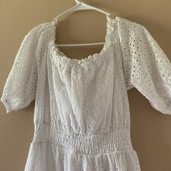 Betsey Johnson Elegant White Eyelet Dress Size Large - Picture 8 of 8